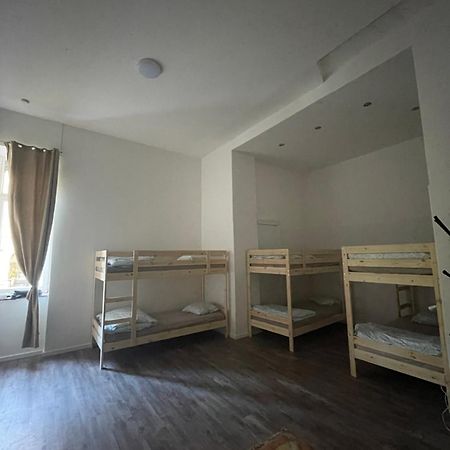 Nomad Rooms & Guesthouse Boedapest Buitenkant foto