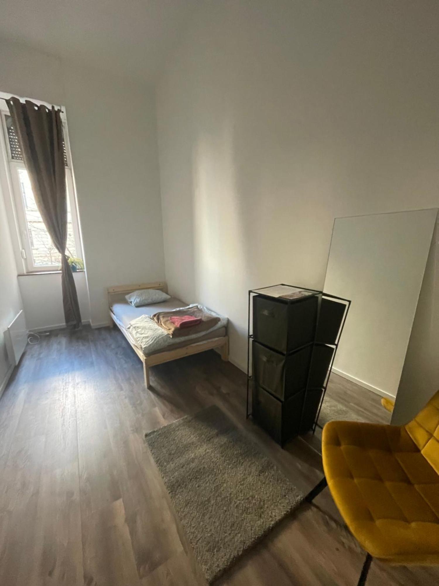 Nomad Rooms & Guesthouse Boedapest Buitenkant foto